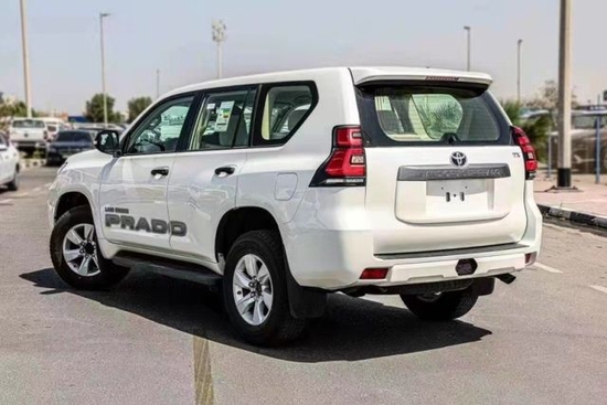 全新2022款丰田普拉多2700越野车40万起
