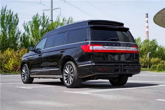 林肯领袖一号加长版商务车总统级座驾