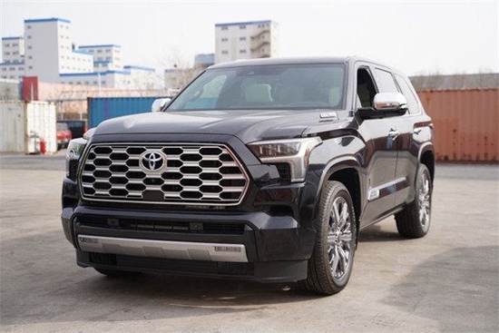 　　摄图：为本公司现车实拍图片（未经允许，切勿转载）