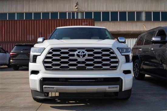 　　摄图：为本公司现车实拍图片（未经允许，切勿转载）