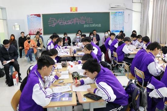 杨村一中,英华实验学校,雍阳中学等品牌学校享誉京津冀.