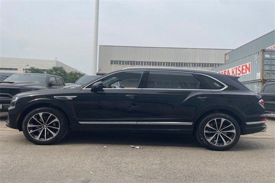 新款宾利添越加长版稀少现车港口特惠