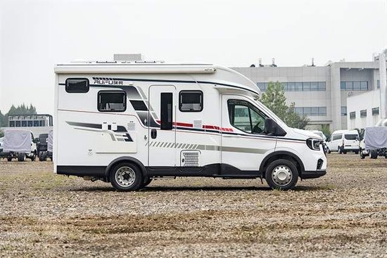 瑞弗房车ft800商务版房车最新报价