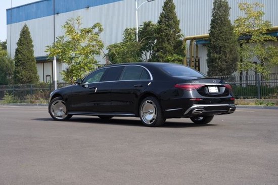 港口奔驰s500普尔曼加长598米全国上牌陆地头等舱