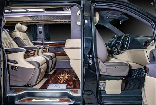 2019款奔驰威霆现车价格 商务龙头大哥