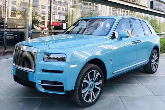 劳斯莱斯魅影现车报价 怡然自得观赏星空