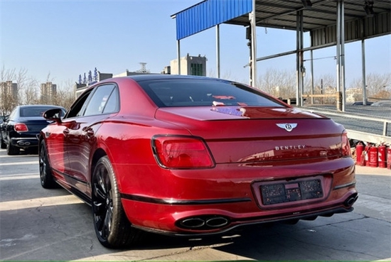 2022款宾利飞驰40t欧规红色现车在售