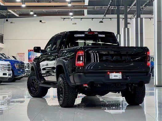 道奇ram公羊1500霸王龙特价现车批发全国