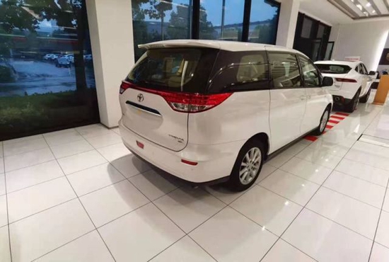 2020款丰田普瑞维亚大霸王2.4现车降3万-新浪汽车