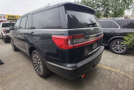 2023款林肯领航员加长版大促销100万起