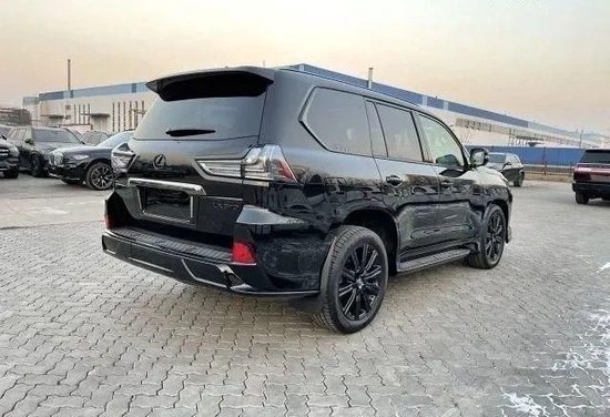 2021款雷克萨斯lx570黑耀版现低价售全国