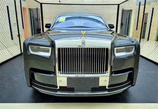 　　摄图：为本公司现车实拍图片（未经允许，切勿转载）