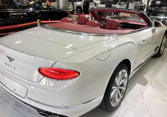 2023款宾利欧陆gt敞篷现车在售可分期