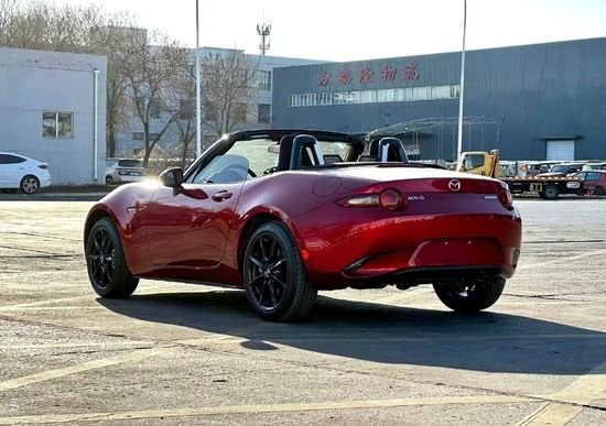马自达mx5双门跑车20最新优惠报价30万