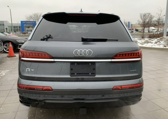 新款21款奥迪q7港口30t现车报价可分期