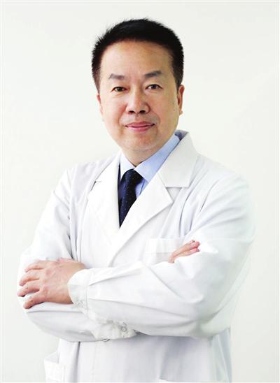 记第12届中国医师奖获得者天津市第三中心医院党委书记院长李彤