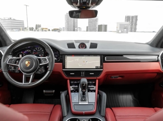 2022款保时捷卡宴现车80万起全国可按揭