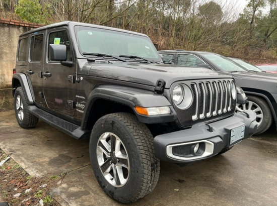 越野车都起源于jeep二战期间的莫里斯车型,以至于现在有jeep是suv鼻祖