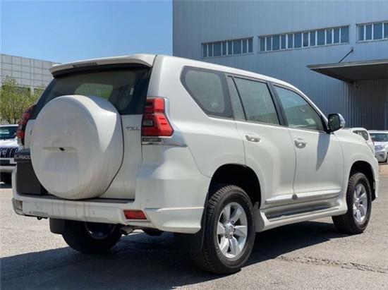 20款丰田霸道2700现车最新配置最新价格