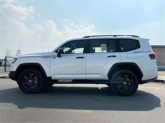 22款丰田酷路泽lc300最新消息报价110万