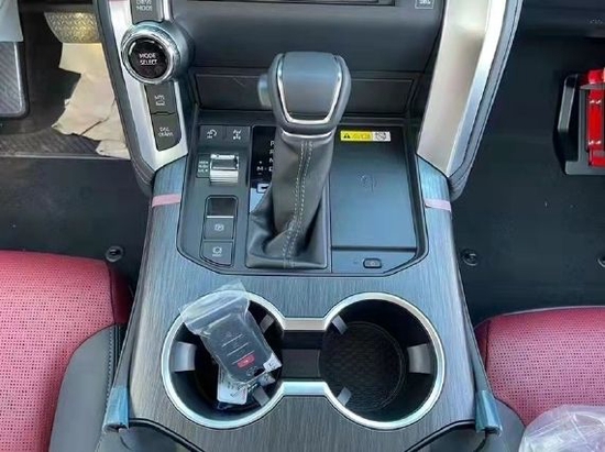 2022款丰田酷路泽3500VXS七月底前交车