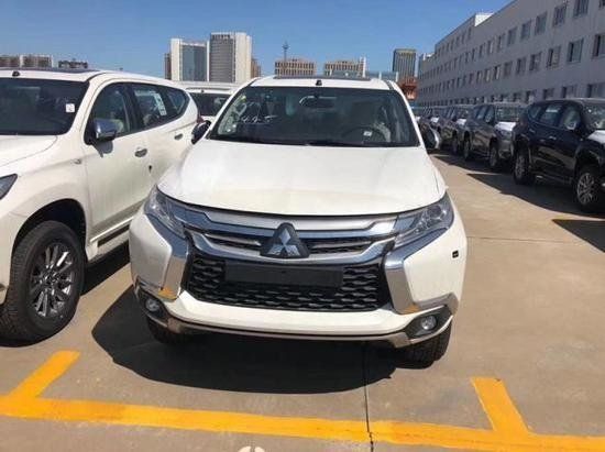 2022款三菱帕杰罗劲畅港口福利来袭23万-新浪汽车