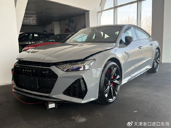 2023款奥迪rs7陕西西安店现车多少钱