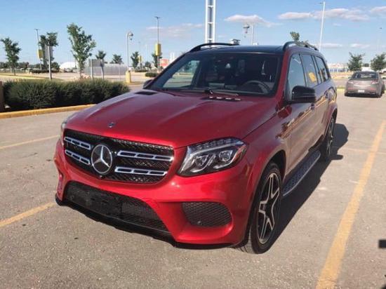 2018款奔驰gls450加版霸气suv稀有红色