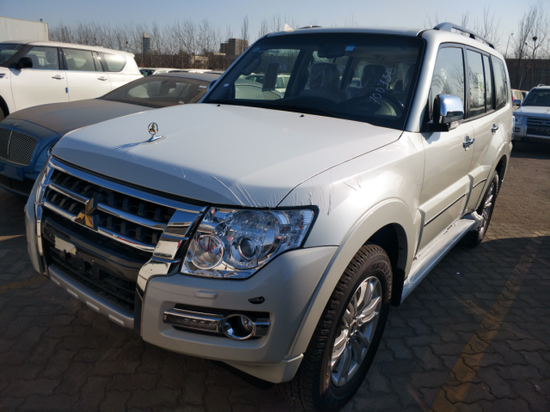 2018款三菱帕杰罗v97v6挑战全国最低价