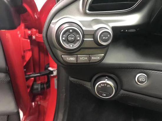 天津港保税区进口18款法拉利488gtb报价