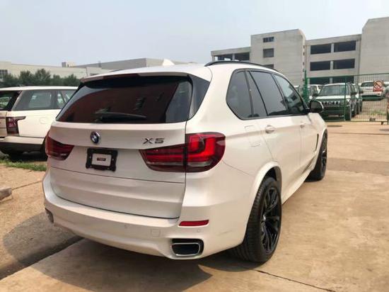 18款宝马x5搭载3.0t发动机的最大输出功率为225千瓦/306马力.