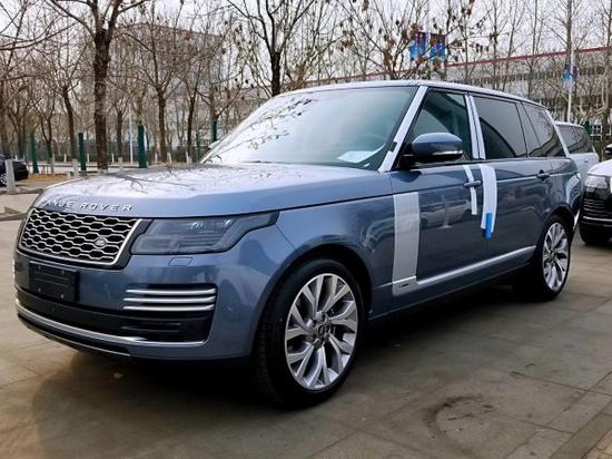 2019款路虎揽胜行政拜伦湾蓝现车配置