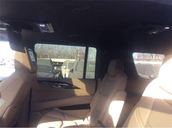 凯迪拉克凯雷德四缸八缸 油耗低动力强