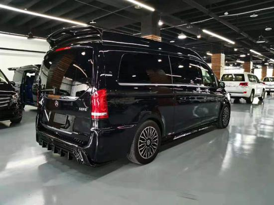 2019款奔驰V260温馨居家商务改装热卖中