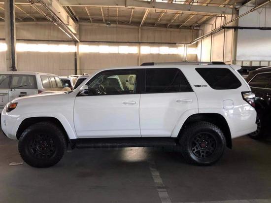 丰田越野车有几款进口_丰田4Runner超霸中东版_19款丰田超霸4.0配置详解