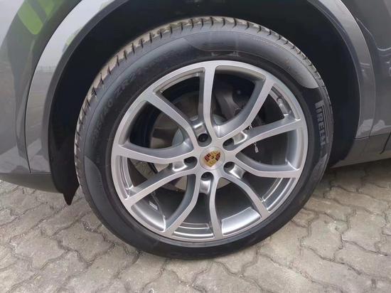 2020款保时捷卡宴月光蓝限量双拼热销中