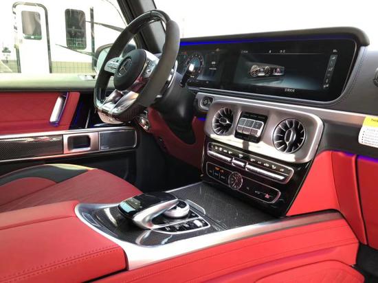 20款奔驰G63300万起售配置内饰奢华再现