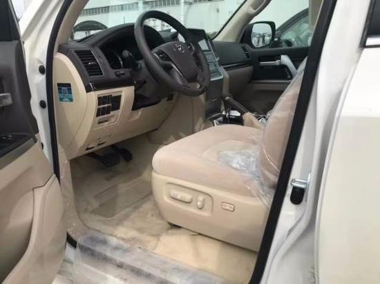 20款酷路泽5700配置详情介绍 最新价格