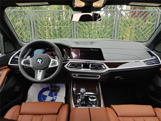 2020款宝马X7卓越豪华包加版顶配优惠