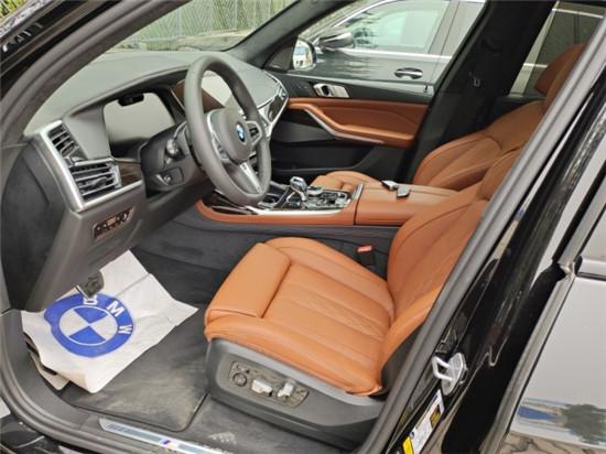 2020款宝马X7卓越豪华包加版顶配优惠