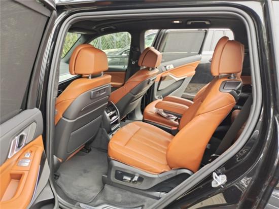 2020款宝马X7卓越豪华包加版顶配优惠