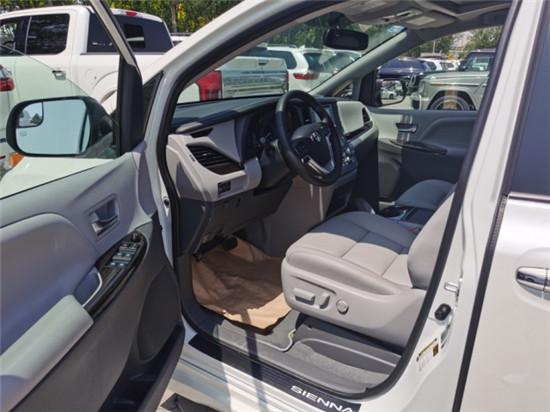 2020款丰田塞纳天津港现车优惠促销价格