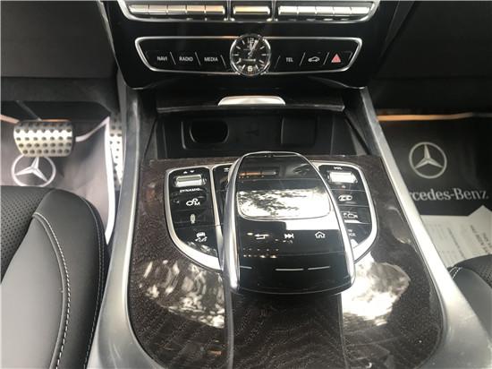 2020款奔驰G63AMG配置报价美规最新行情