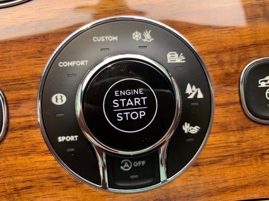 2021款宾利添越全新上市让旅程不在单调