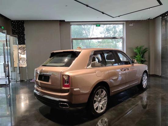 21款劳斯莱斯库里南报价浓烈的贵族气息