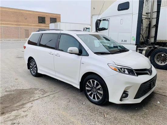 2020款丰田塞纳颜色靓丽配置全价格优惠