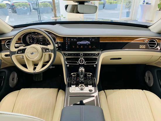 21款宾利飞驰4.0V8报价时刻提醒尊贵身份