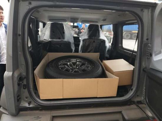 2020款铃木吉姆尼现车九月金秋特享优惠