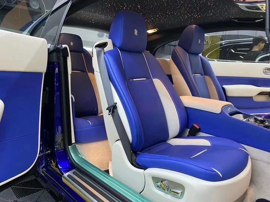 全新劳斯莱斯魅影金字塔顶尖豪华座驾