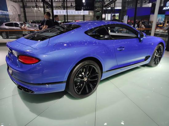 2021款宾利欧陆V8首发限量版到港交车中